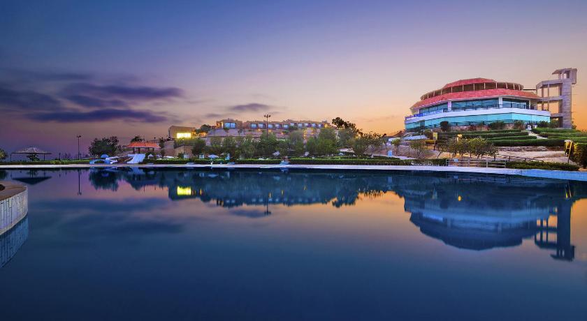 Dreamworld Resort - best-5-start-hotels-in-Karachi