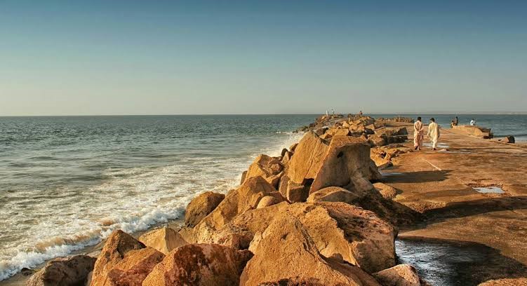 beautiful-beaches-of-pakistan
