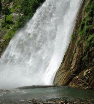 cham waterfall - waterfalls in pakistan